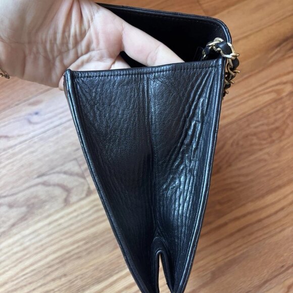 Authentic CHANEL black lambskin vintage classic single flap 24k gold - Picture 6 of 16